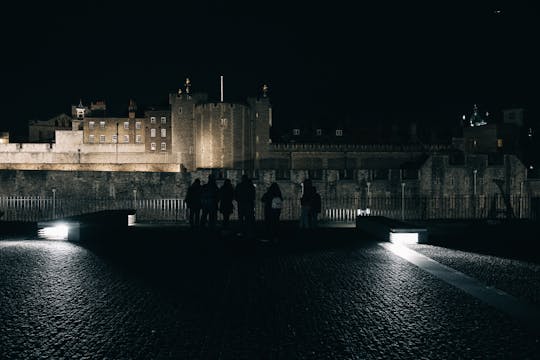 Tour virtual por fantasmas, fantasmas e forcas em Londres com guia ao vivo
