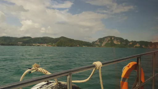 One-way ticket Ao Nang to Koh Phi Phi Don