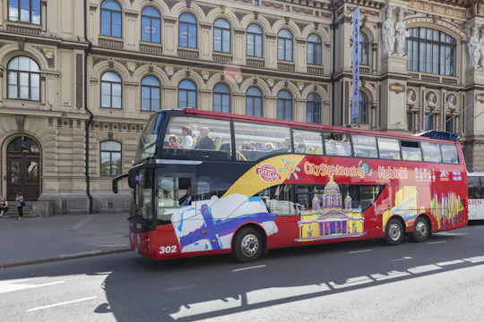 Excursão turística em ônibus panorâmico pela cidade de Helsinque