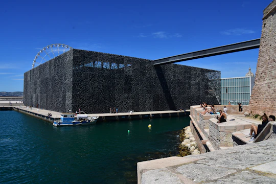Marseille city exploration game and tour