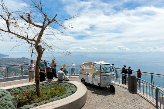 Cabo Girao tukxi tour