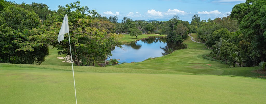 Excursion en hélicoptère d'une journée au golf de la Lémurie au départ de Mahé