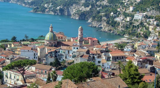 Visita guiada a Vietri e Cetara de Salerno com brunch e degustação de vinhos