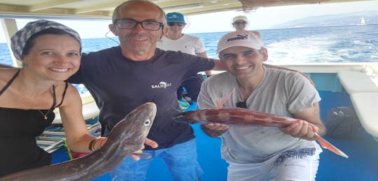 Tour di pesca a Capri con pranzo da Sorrento