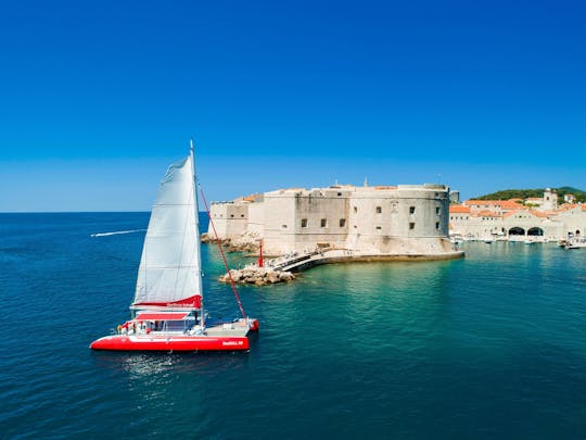 Crociera in catamarano al tramonto a Dubrovnik