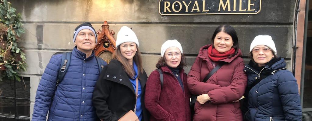 Half-day private and personalized walking tour of Edinburgh