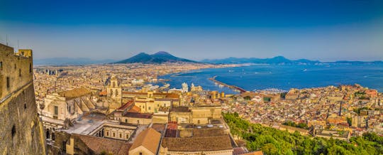 Recorrido a pie por el casco antiguo de Nápoles y viaje en autobús panorámico