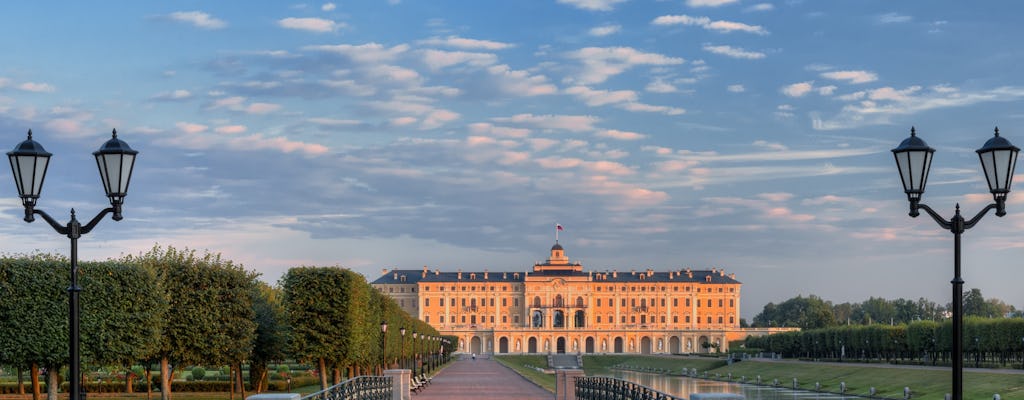 Tour to Konstantinovsky Palace in Strelna from St. Petersburg