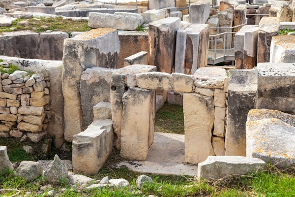 Visita al templo Hagar Qim y al museo del patrimonio de piedra caliza