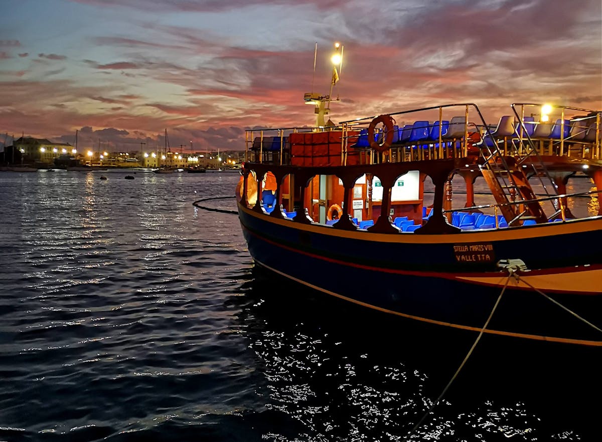 Valletta Two Harbours Cruise by Night