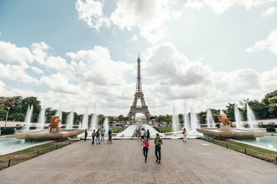 Tour privado personalizado em Paris com um morador