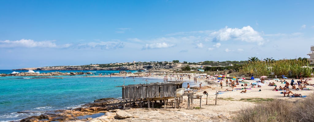 Excursión privada a Formentera con almuerzo junto a la playa
