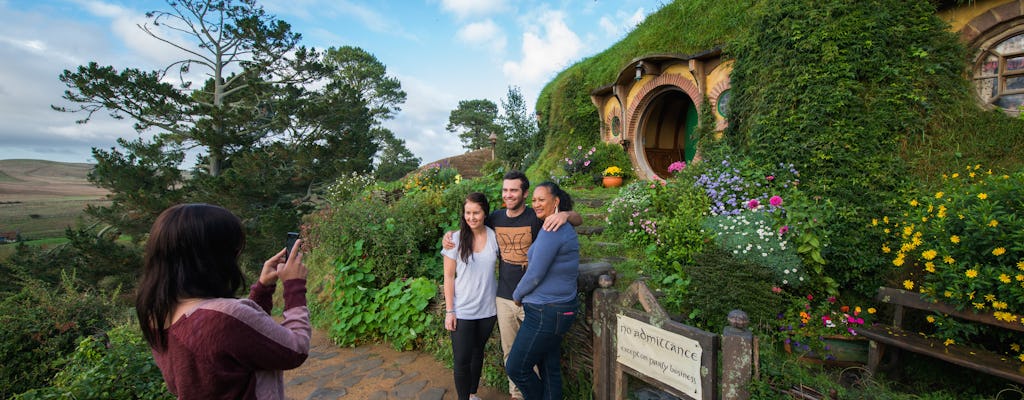 Całodniowa wycieczka do jaskini Hobbiton i Waitomo