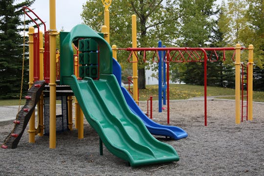 Bugz Playpark incluindo transferência unilateral