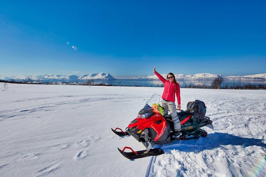 Safari na skuterach śnieżnych w Alpach Lyngen