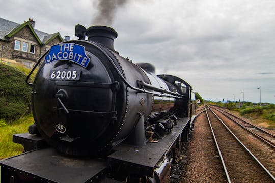 Jacobitische stoomtrein en tour door de Schotse Hooglanden vanuit Edinburgh