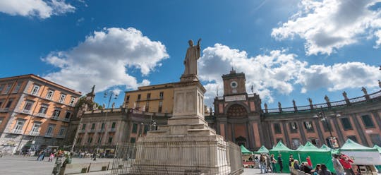E-bike tour of Naples with food tastings