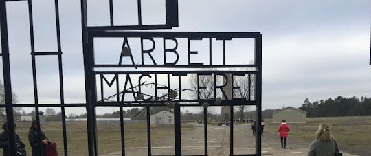 Visite privée du camp de concentration de Sachsenhausen depuis Berlin
