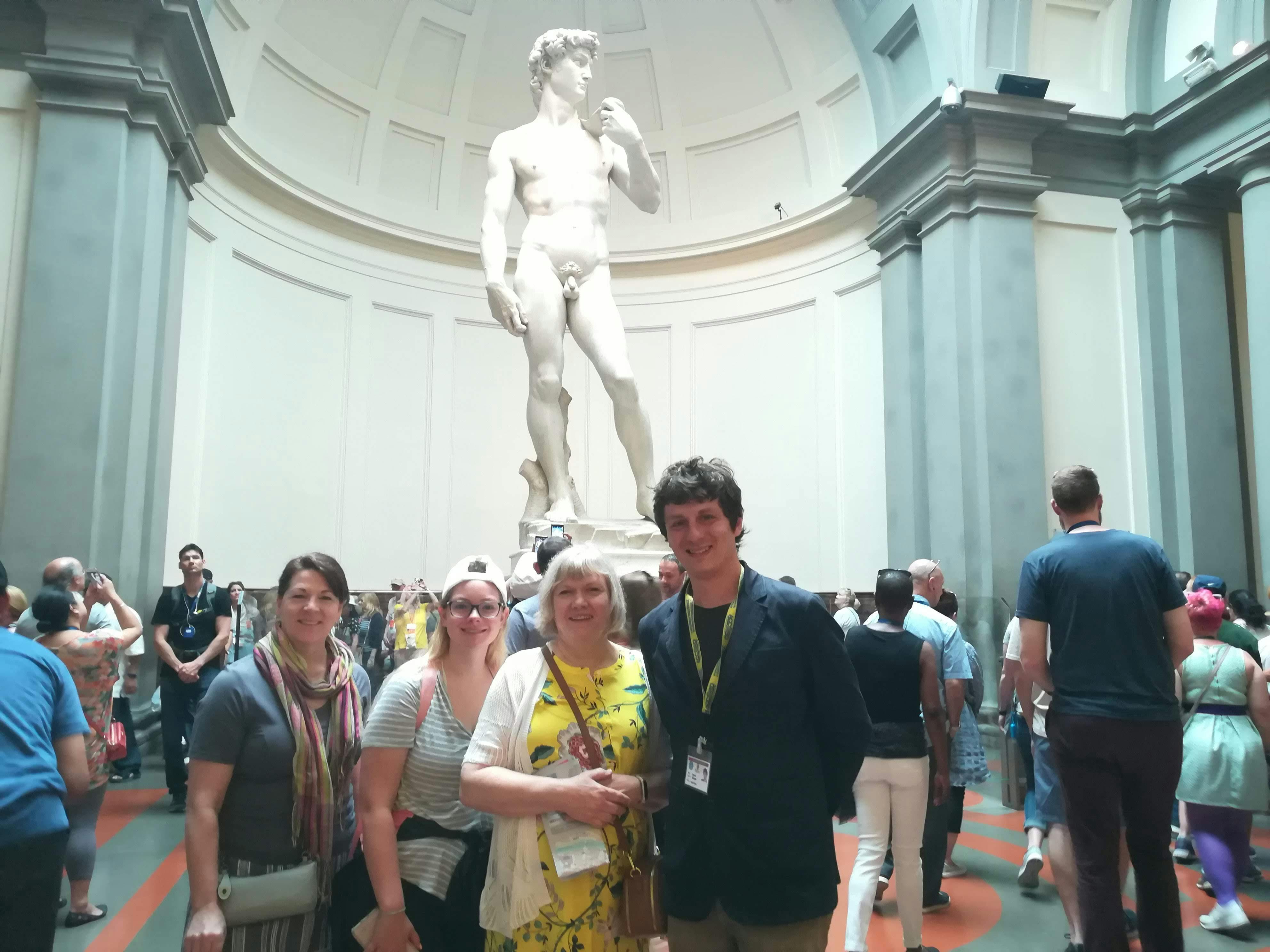 Tour privato di Michelangelo con l'Accademia e Santa Croce