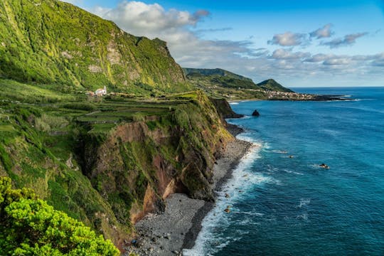 Randonnée pédestre de Ponta Delgada à Fanais sur l'île de Flores