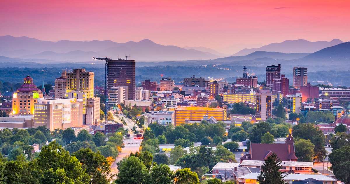 Asheville: What to Do, What to Book, and How to Plan It (Tips + FAQ)