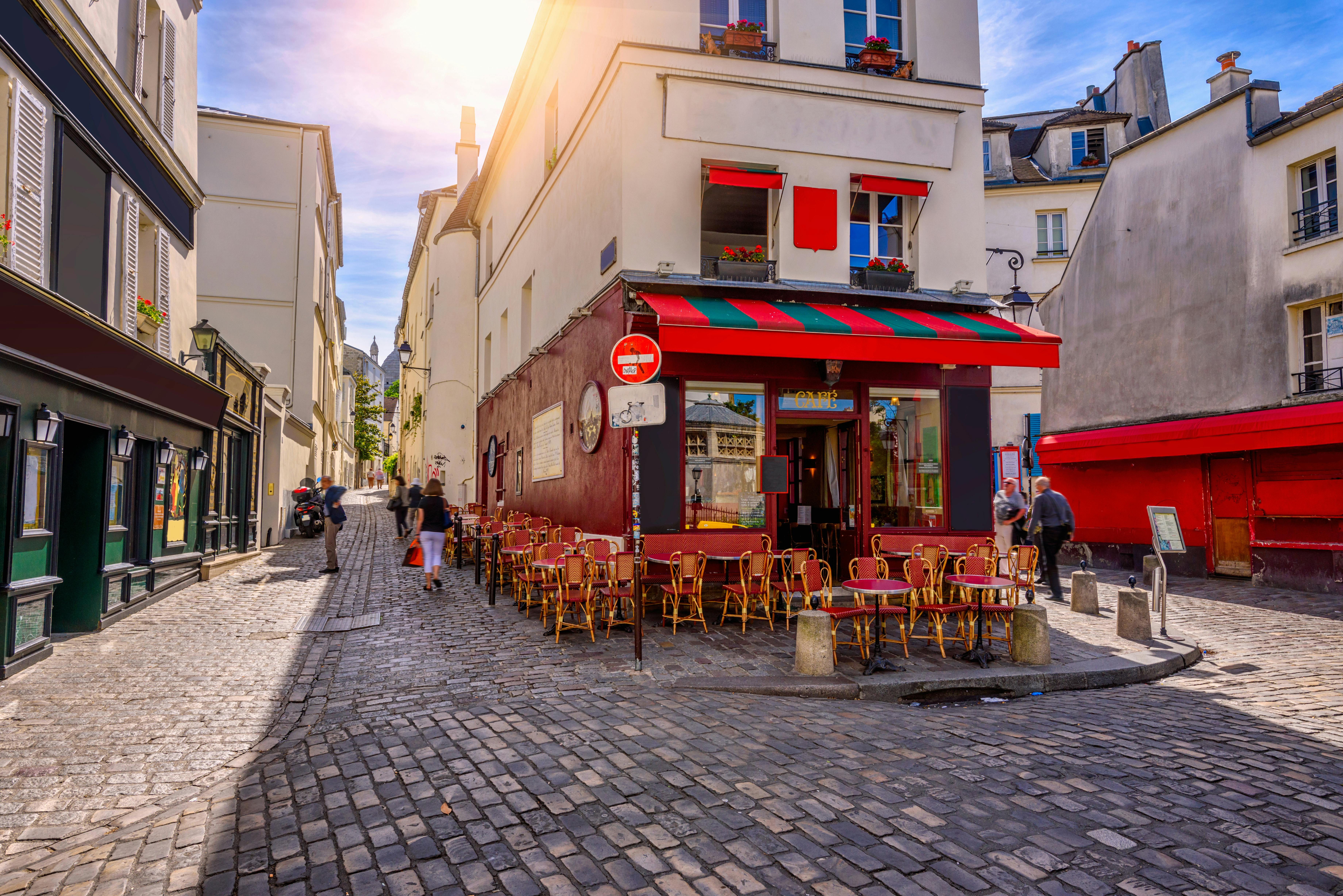Bistrot i degustacja wina w Montmartre