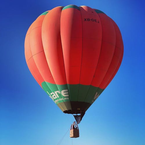 Traditional hot air balloon trip in Teotihuacán with optional round trip transportation