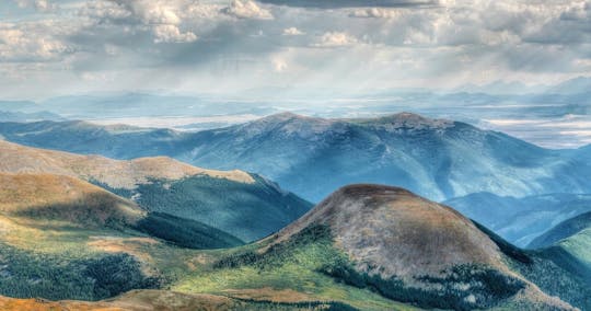 Scenic Mount Evans group tour with picnic lunch