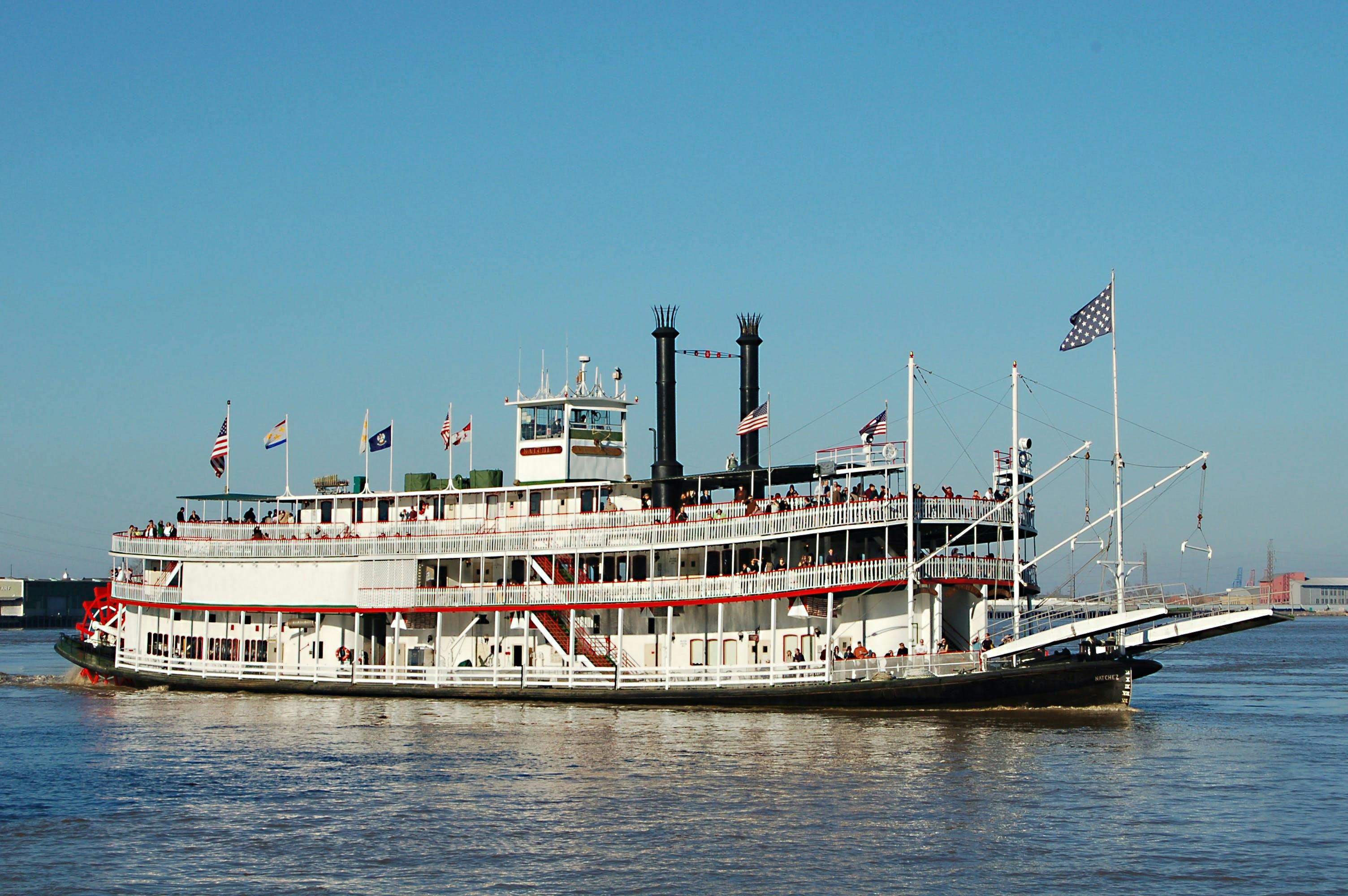Steamboat Natchez Sunday Jazz Brunch Cruise in New Orleans Musement