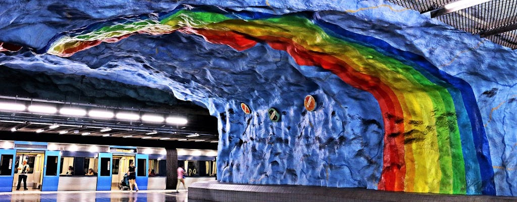 Recorrido a pie por el arte del metro de Estocolmo