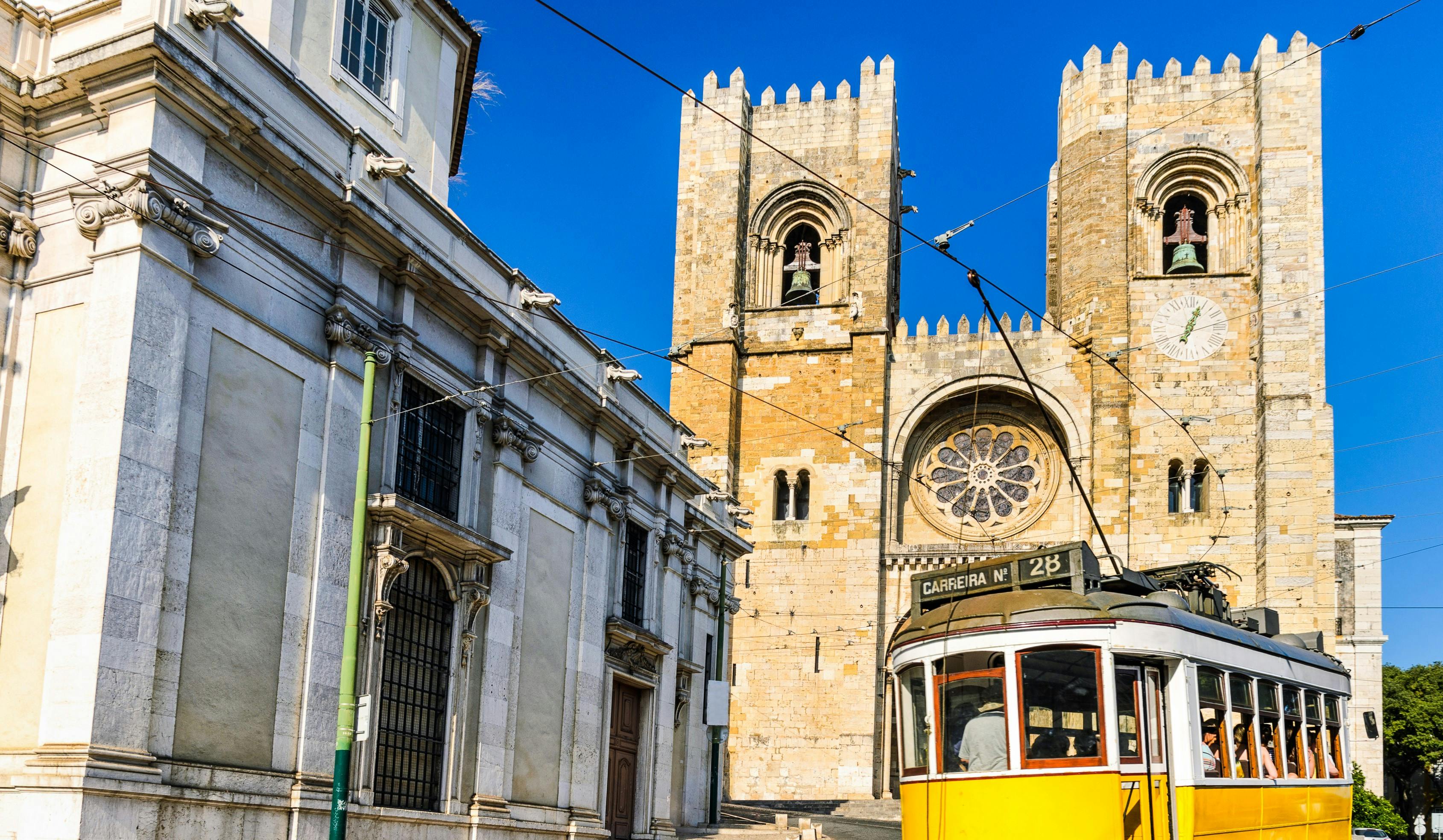 Mittelalterliche Segway™-Tour durch Lissabon
