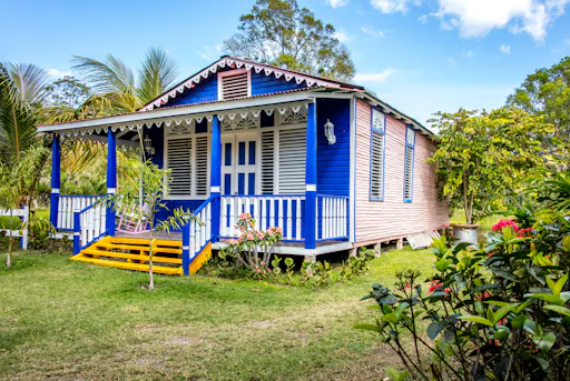 Triple Adventure: Waterfalls, Zipline & Horses