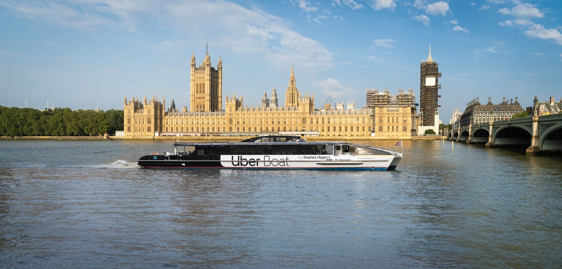 Téléphérique IFS Cloud et billet River Roamer 1 jour pour le bateau à arrêts multiples Uber Boats by Thames Clippers