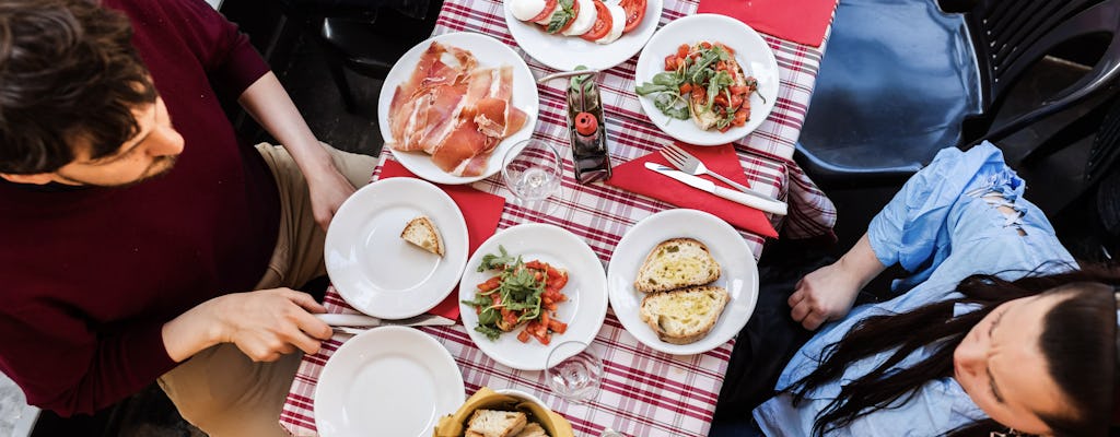 Mangia come un locale a Napoli tour gastronomico privato e personalizzato