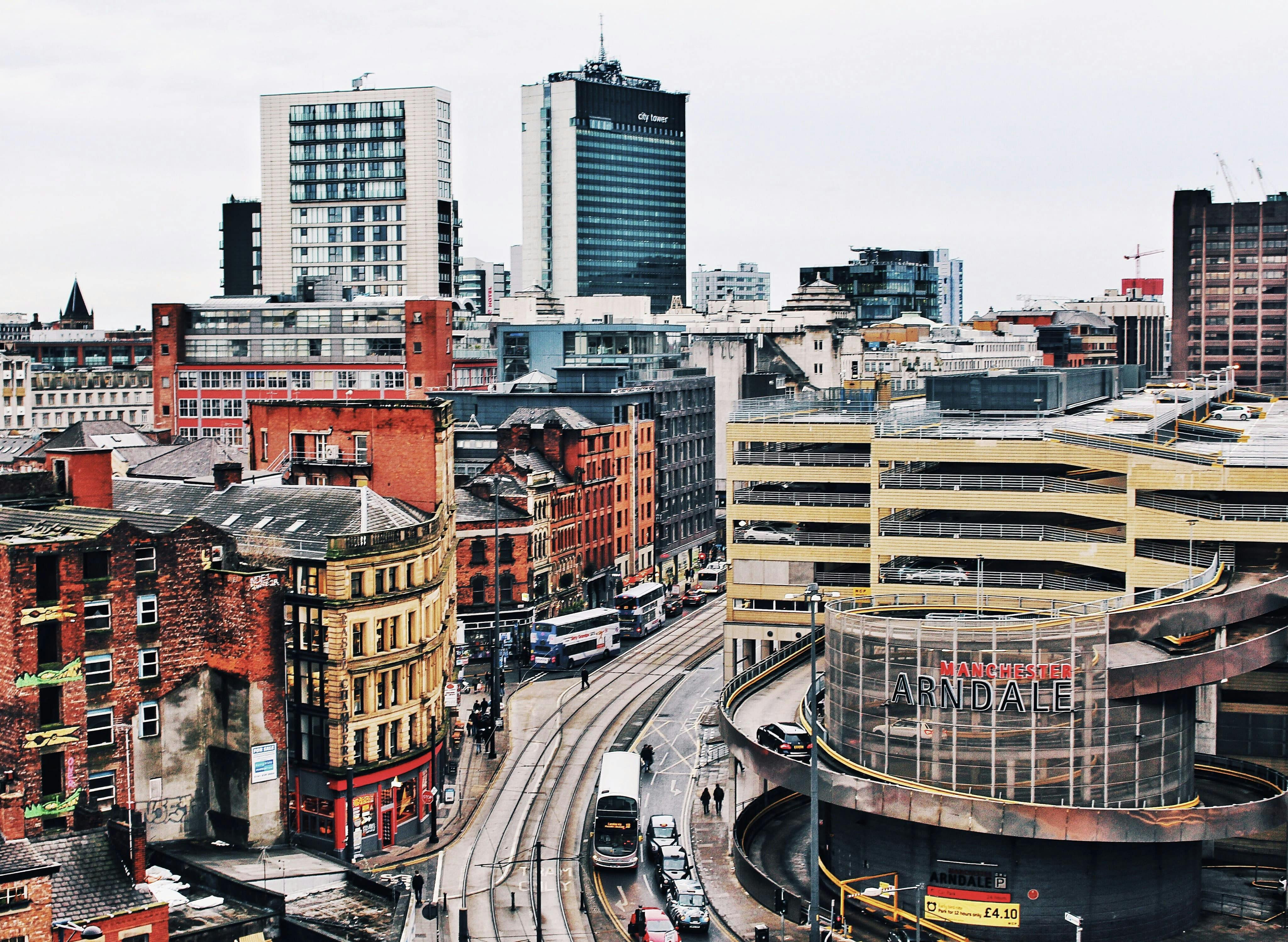 Recorrido a pie personalizado por Manchester con un local: vea la ciudad sin guión