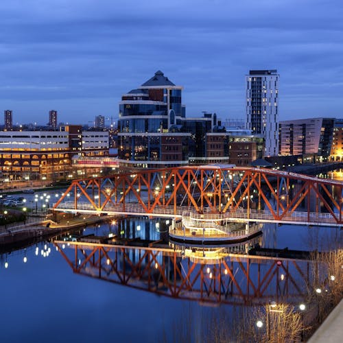 Personalized Manchester walking tour with a local - See the city unscripted