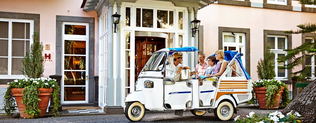 Passeio de Tukxi em Garajau