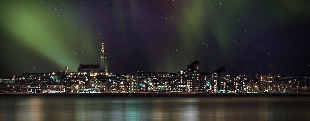 Northern lights luxury yacht cruise in Reykjavik