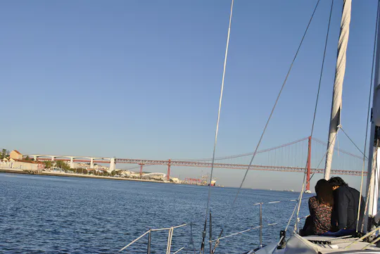 Croisière romantique privée à Lisbonne avec vin mousseux