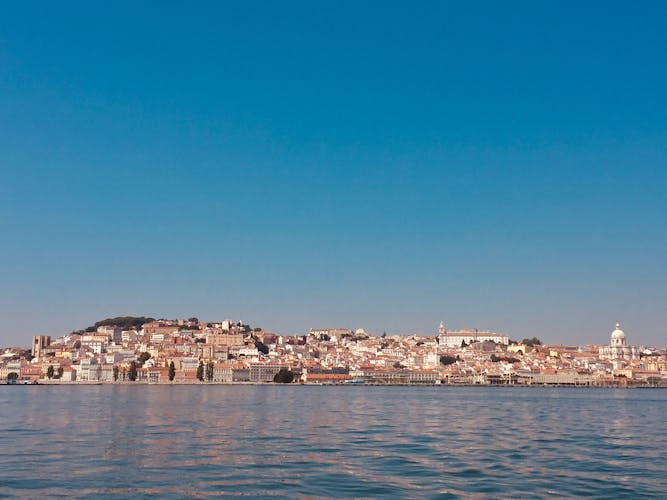 Lisbon Old Town sailing cruise