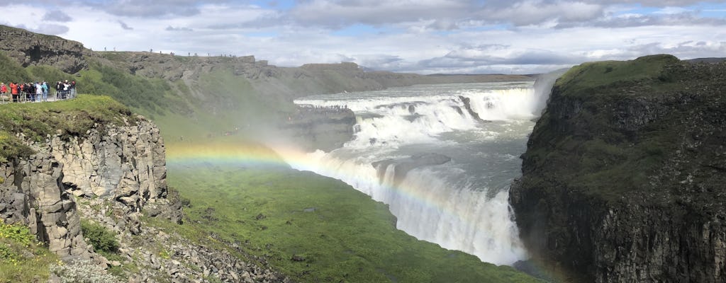 Golden Circle- en Blue Lagoon-tour in kleine groep met toegangsbewijs