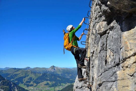 Experiencia vía ferrata para principiantes