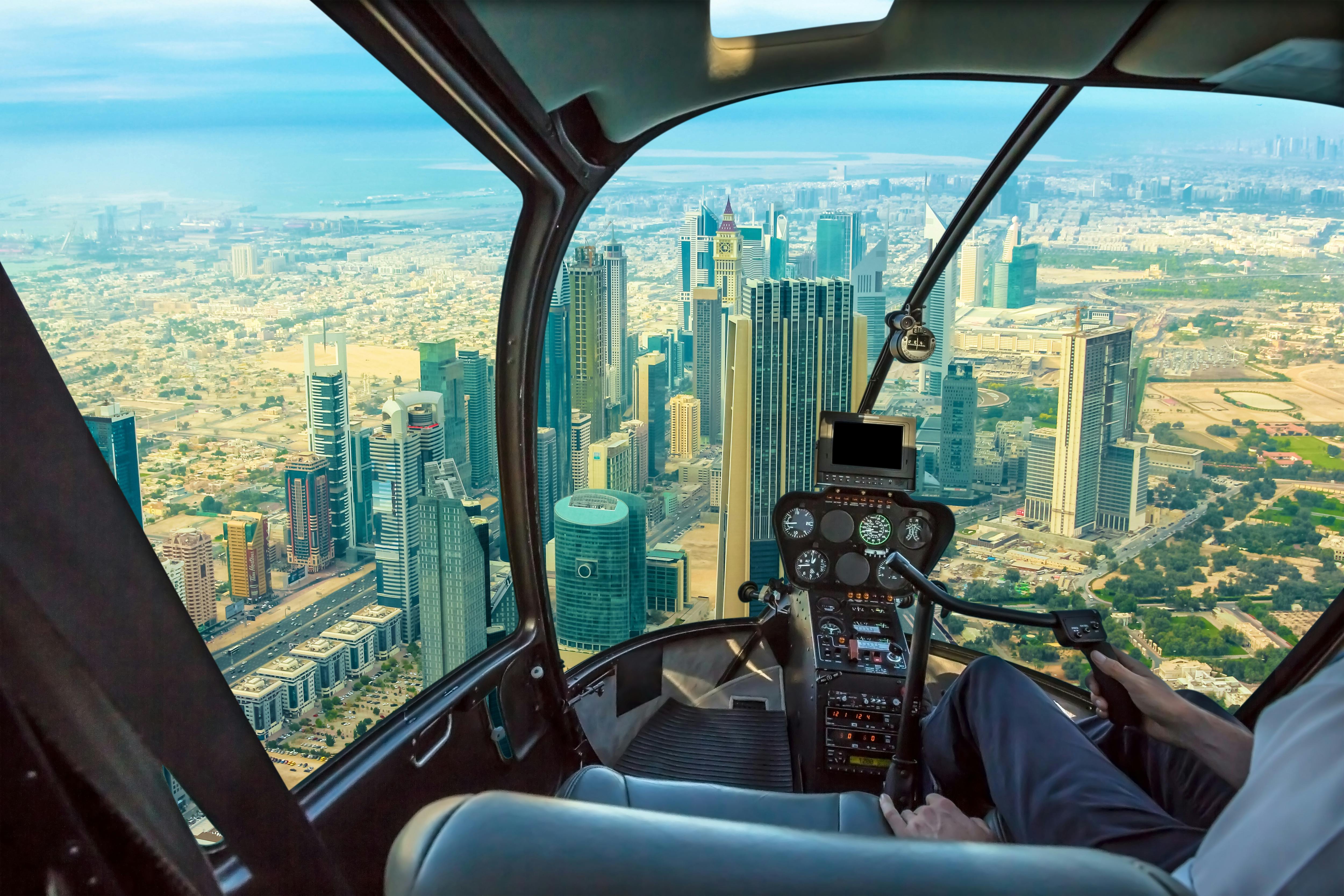 30-minutowy lot helikopterem nad Dubajem