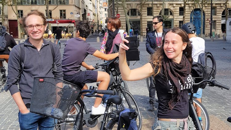 Bike tour of Paris' treasures