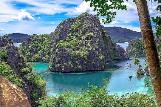 Tour A pela Ilha Coron de dia inteiro com Lago Kayangan e Lagoa Verde