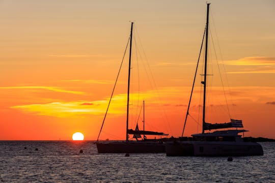 Billet de balade en catamaran à Ibiza au coucher du soleil