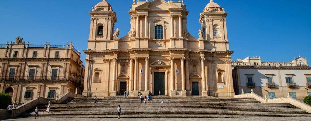 Noto Baroque and wine tour from Syracuse