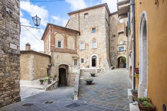 Zwiedzanie łaski Santa Maria della Scala