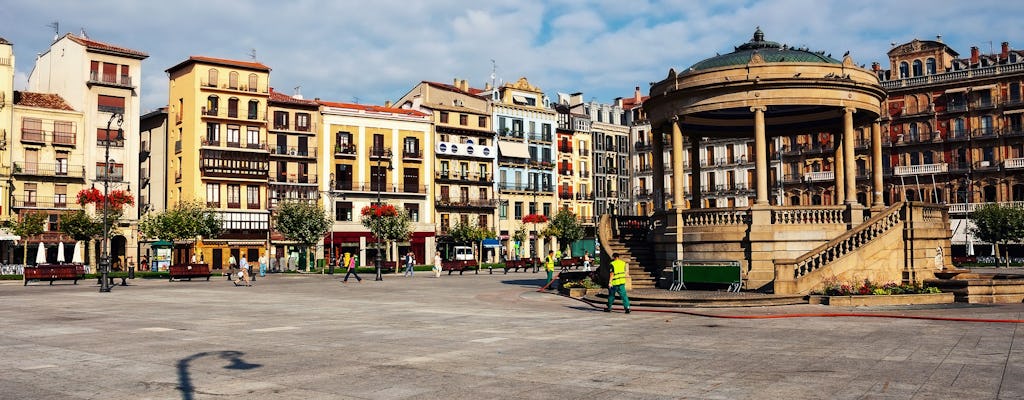 Tour a Pamplona y el Palacio Real de Olite desde San Sebastián