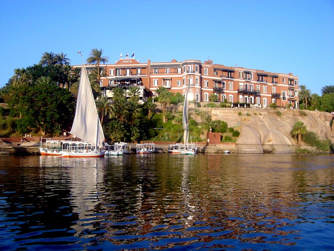 Aswan boat tour on a traditional felucca